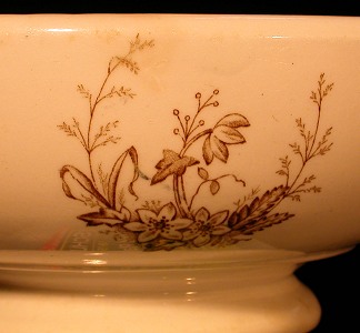 English ironstone bowl, Johnson Bros, Mignon pattern from our Antiques catalogue - Phoenixant.com