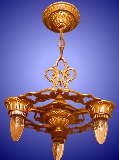 Deco cast-iron fixture from our Lighting catalogue - Phoenixant.com